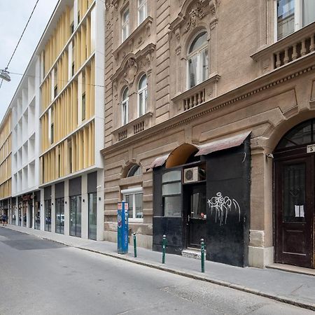 Dessewffy Premium Apartment Budapest Eksteriør bilde